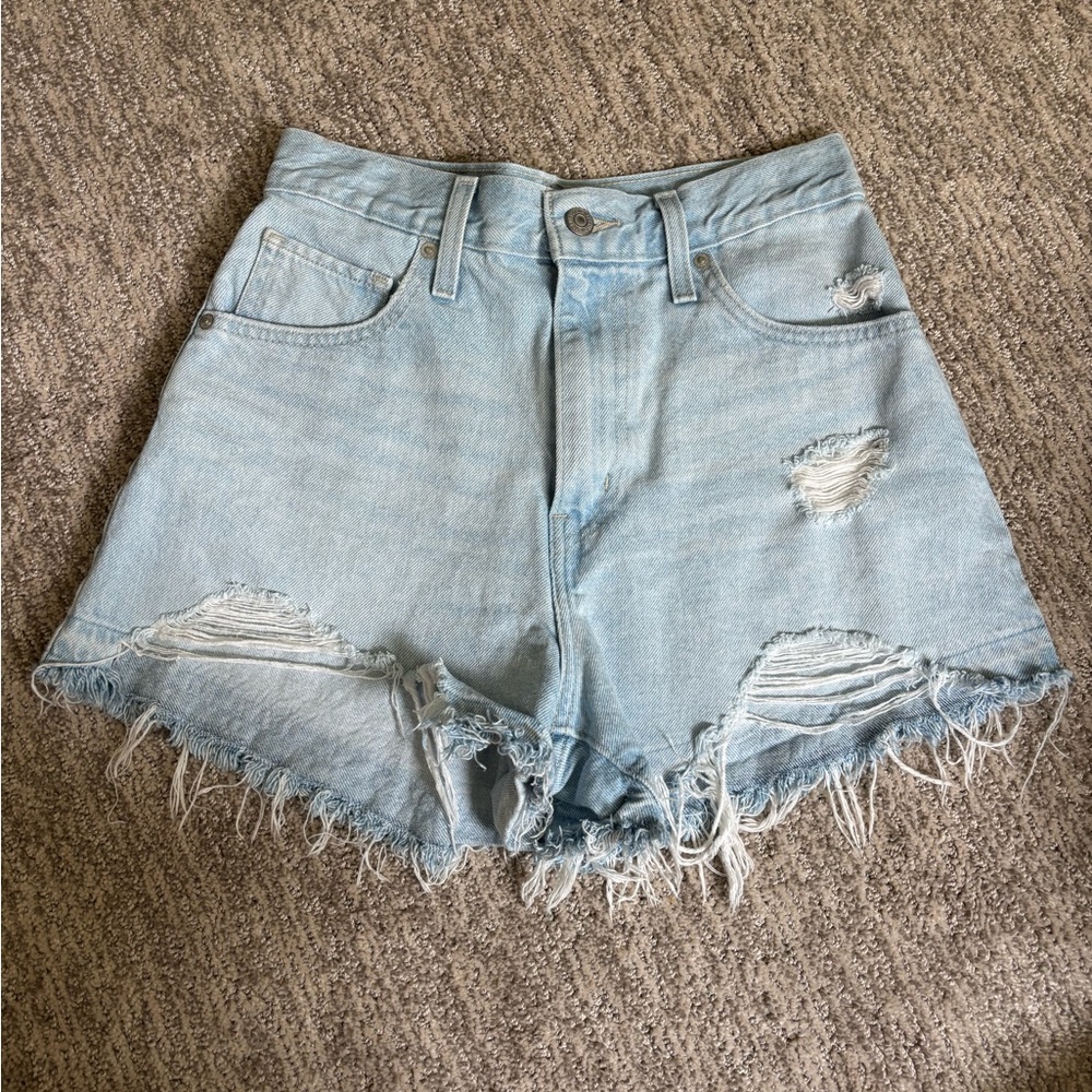 Levi’s shorts